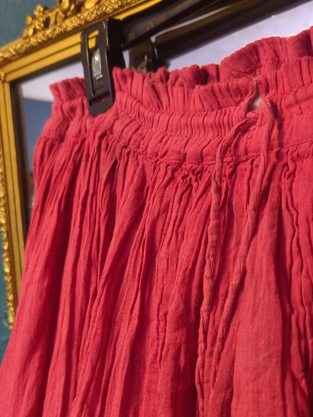 📤 LAST CALL - This Skirt Is ✨INCREDIBLE✨ - Red and Black Tiered Maxi Skirt - Picture 3 of 6